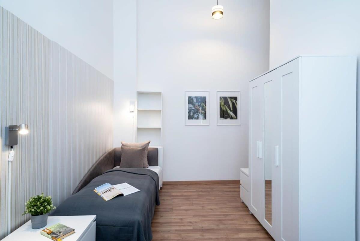 Central Apartment In Front Of The Synagogue Budapest Esterno foto